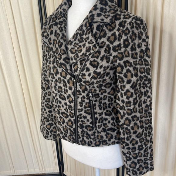 EUC- CUPCAKES AND CASHMERE- LEOPARD PRINT MOTO JACKET SIZE XS - Picture 3 of 11